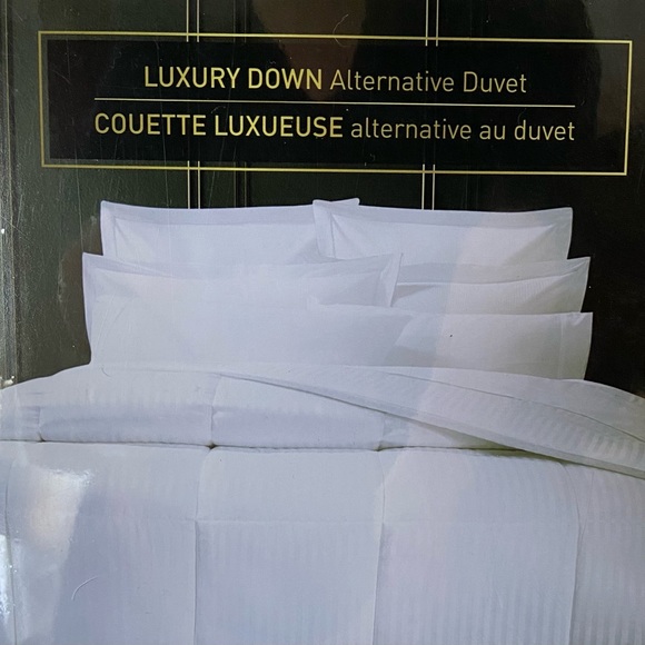 Down Alternative Duvet - Picture 3 of 3